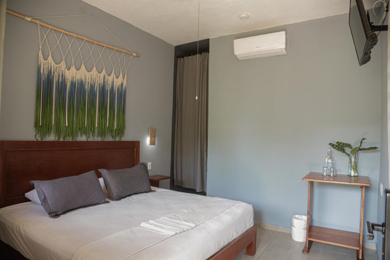 Hotel Makaaba Eco-Boutique Bacalar Bagian luar foto A room at the hotel