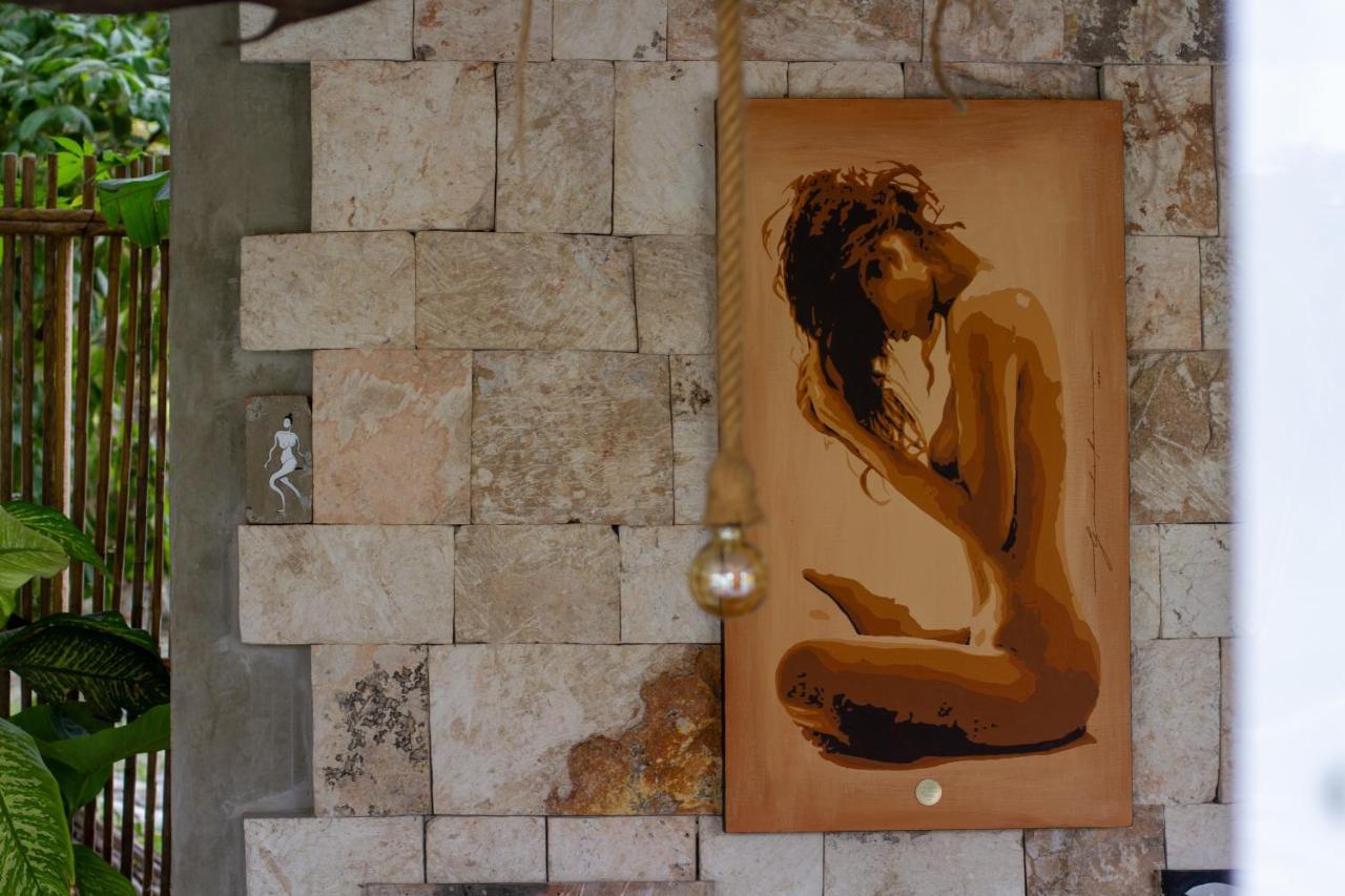 Hotel Makaaba Eco-Boutique Bacalar Bagian luar foto A painting by the artist