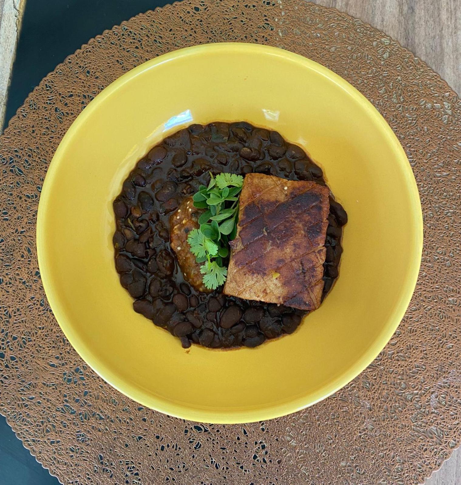 Hotel Makaaba Eco-Boutique Bacalar Bagian luar foto Black bean soup with tofu